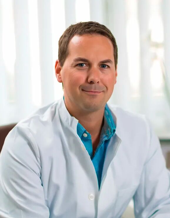 Doctor Level 3 scientist Manfred Feiertag